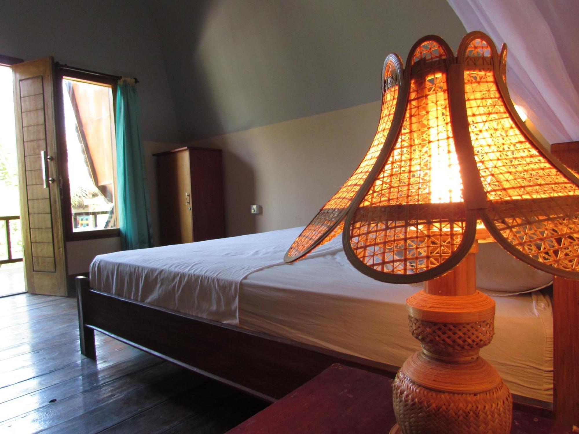 II Bungalow Гілі-Мено Номер фото
